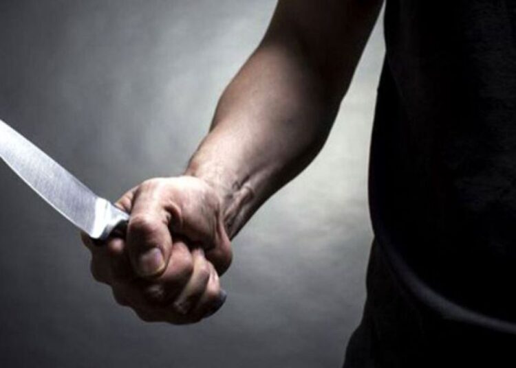 A cerut bani și a fost înjunghiat în inimă. Agresorul, condamnat la 10 ani de închisoare