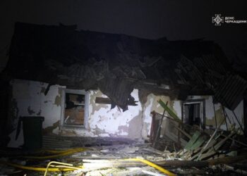 FOTO // „O noapte dificilă”. Rusia a atacat cu drone Ucraina: șase răniți și pană de curent în orașul Cerkasî