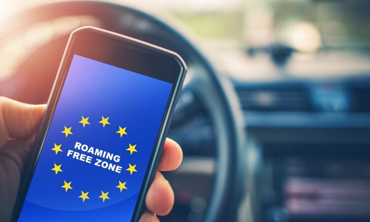 Din 1 ianuarie, moldovenii vor utiliza telefonia și internetul mobil în UE la tarife naționale