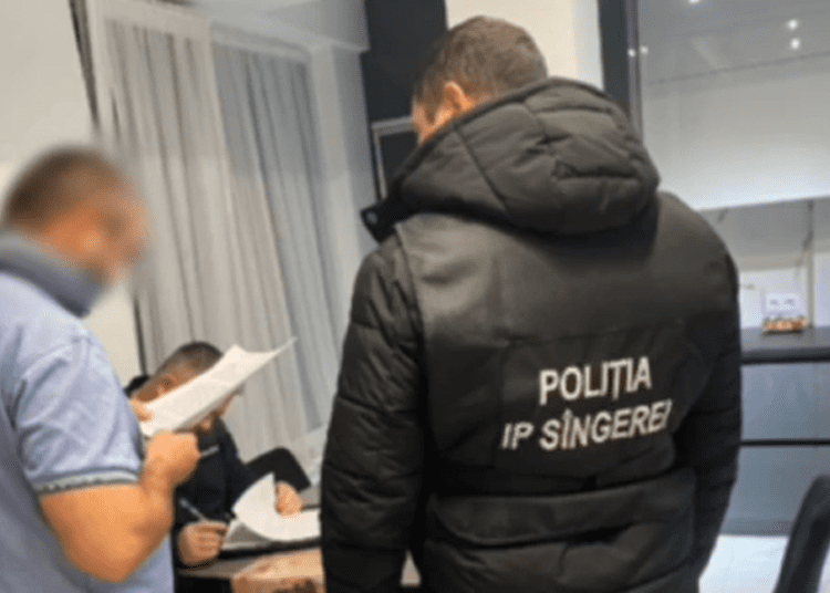 VIDEO // Percheziții la Sîngerei. Mai multe persoane sunt bănuite de procurarea și păstrarea ilegală a substanțelor narcotice