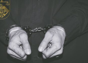 Paznic, condamnat la peste 18 ani de închisoare: și-a ucis angajatoarea, după care i-a aruncat cadavrul într-o fântână
