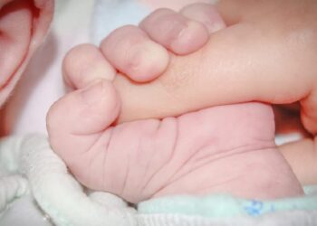 Băiețel perfect sănătos născut în ambulanță în raionul Glodeni