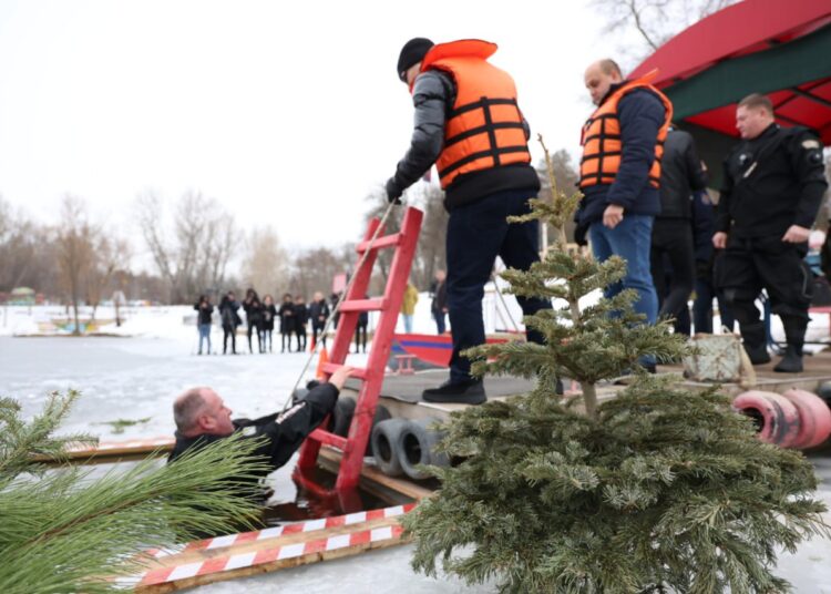 Scufundările de Bobotează, doar în siguranță. IGSU vine cu un apel