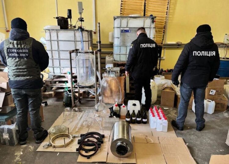 VIDEO // Captura de 12 kg de droguri la Briceni a declanșat o operațiune internațională cu peste 500 de percheziții în Ucraina și Polonia