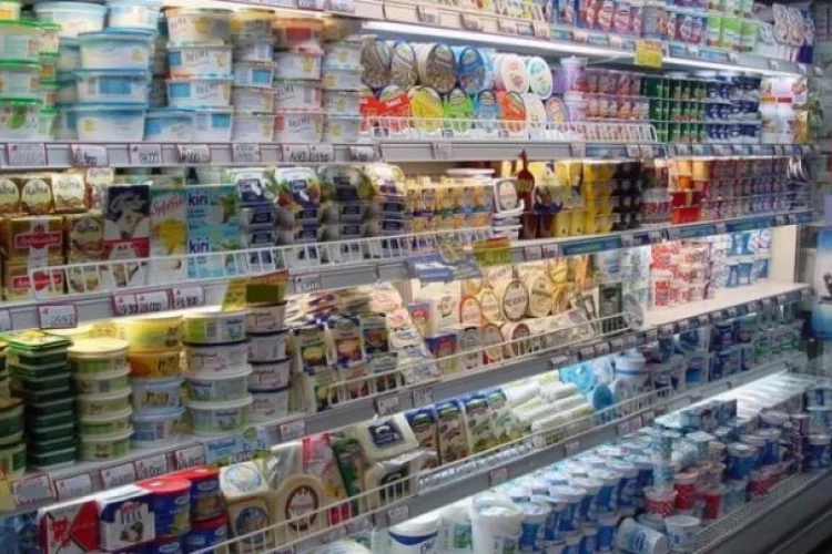 Plasticul reciclat va fi folosit la ambalarea produselor alimentare, cu reguli stricte