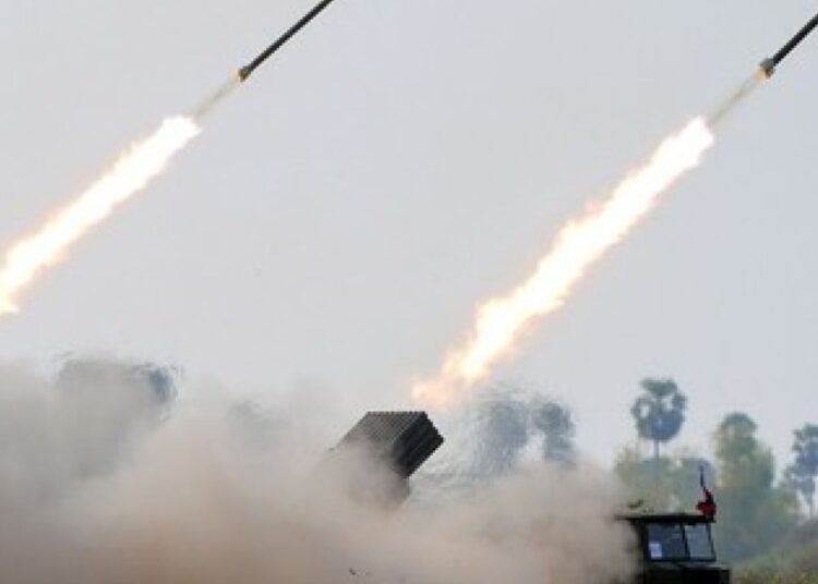 Rusia a folosit un număr record de rachete balistice în cel mai mare atac asupra rețelei electrice a Ucrainei din 2026