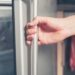 Doi bebeluși au fost găsiți într-un congelator în Franța. Mama lor a recunoscut că i-a înghețat la o lună după naștere