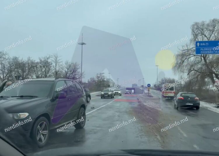 VIDEO // Accident rutier la ieșire din Bălți