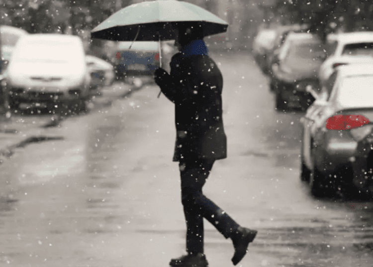 METEO // Temperaturi negative și ninsori în unele localități