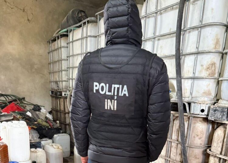 ВИДЕО // Фура с почти 10.000 литров контрабандного этилового спирта остановлена на объездной дороге Флорешт