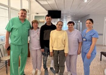 Fratele și-a salvat sora: premieră medicală în R. Moldova prin prima prelevare laparoscopică a unui lob hepatic de la donator viu