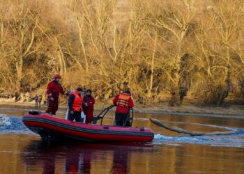 Pete de petrol continuă să ajungă pe Nistru: autoritățile rămân în alertă