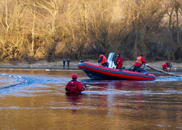 Guvernul a instituit stare de alertă pe bazinul râului Nistru pentru 15 zile