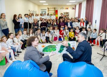 FOTO // La povești cu ministrul Culturii: 30 de mii de cărți noi vor ajunge în grădinițele din R. Moldova