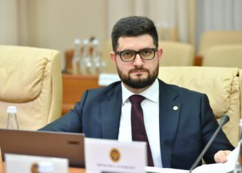 Ministrul Dorin Junghietu: „Situația de alertă în sectorul energetic impune consum responsabil de produse petroliere”