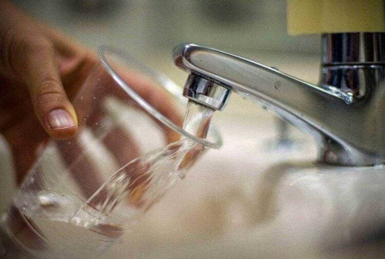 Locuitorii din Bălți ar putea plăti mai mult pentru apă. Apă-Canal Bălți cere majorarea tarifului cu aproape 10 lei