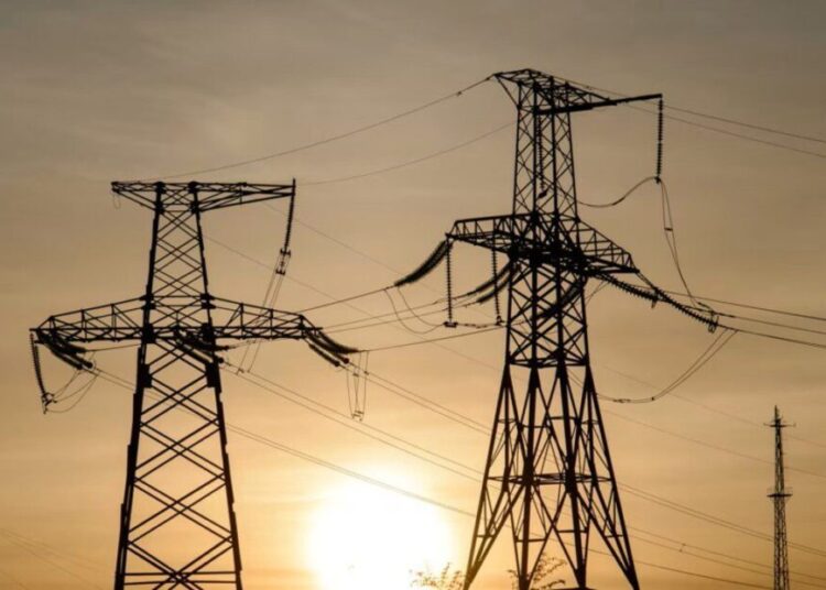 Linia Isaccea-Vulcănești rămâne deconectată. Intervențiile sunt blocate de drone prăbușite lângă infrastructura energetică