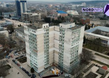 VIDEO // Un bloc din Bălți, renovat din banii statului: facturi mai mici și confort mai mare