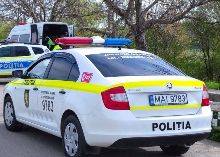 Tânăr de 29 de ani, agresat și lipsit de libertate la o fermă din Glodeni. Un bărbat a fost reținut