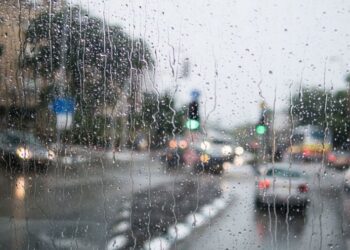 METEO // Ploi slabe în ultima zi de martie. Câte grade vor fi astăzi