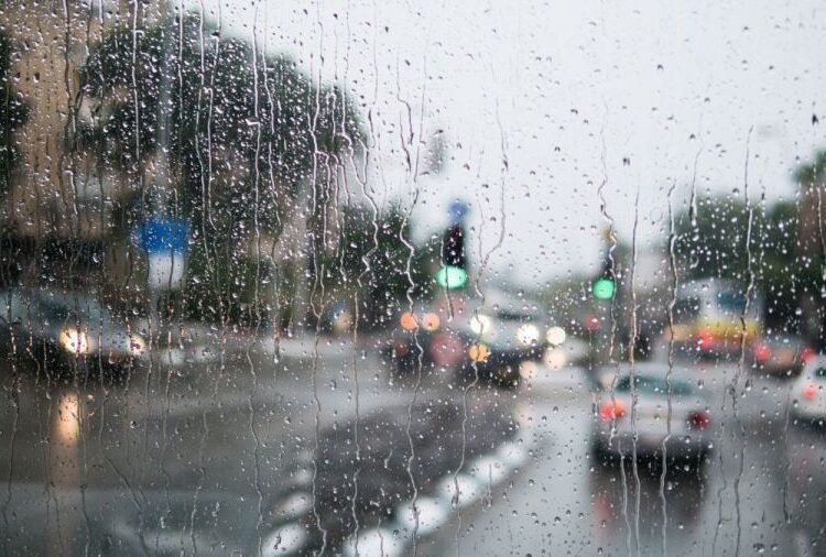 METEO // Ploi slabe în ultima zi de martie. Câte grade vor fi astăzi