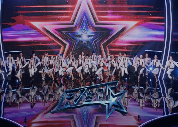 VIDEO // Ansamblul Basarabenii din Edineț a ridicat publicul în picioare, obținând patru de „Da” la Românii au Talent