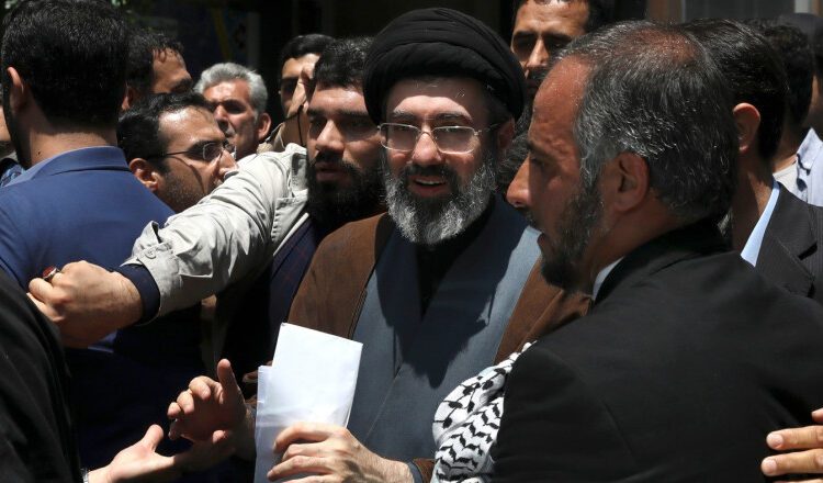 Mojtaba Khamenei este noul lider suprem al Iranului. Amenințarea lui Trump: Nu va rezista mult timp
