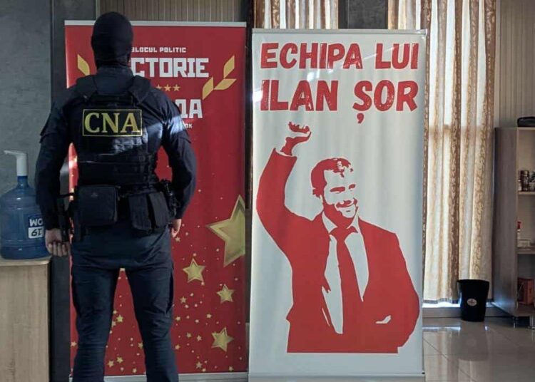 Secretara OT Bălți al Partidului „Șor”, soțul ei și o angajată, pe banca acuzaților. Au acceptat peste 12,5 milioane de lei pentru organizarea protestelor și promovarea intereselor partidului