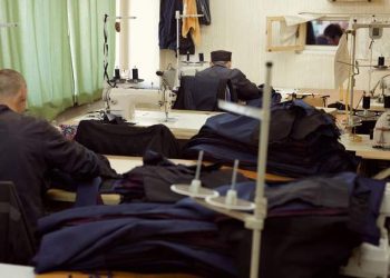 Deținuții vor putea lucra mai mult și acumula stagiu de cotizare