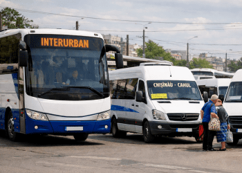 Călătoriile interraionale și raionale se ieftinesc după două săptămâni de scumpiri