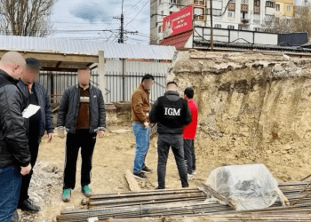 Patru cetățeni din Tadjikistan, depistați muncind ilegal pe un șantier din Bălți