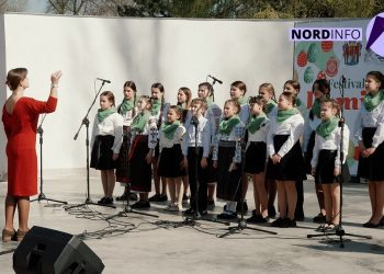 VIDEO // Festivalul „Lumini Pascale” a adunat la Bălți peste 100 de participanți