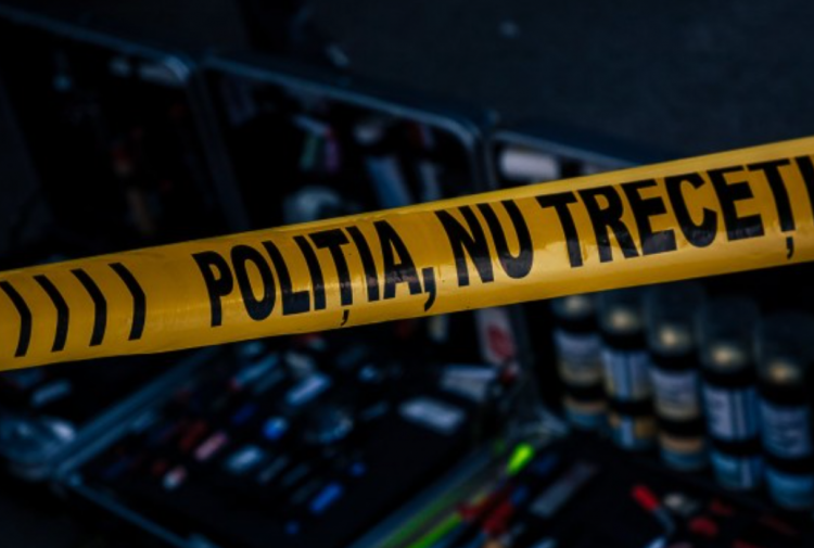 Descoperire macabră într-un apartament din capitală. Un bărbat a fost reținut