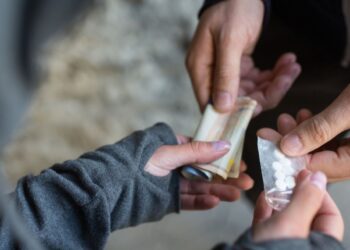 Sancțiuni mai dure pentru comercializarea drogurilor și promovarea online a substanțelor interzise