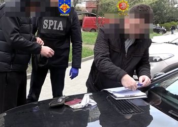 AUDIO // „Îmi trebuie permis”. Grupare criminală specializată în falsificarea documentelor oficiale, destructurată de SPIA și PCCOCS