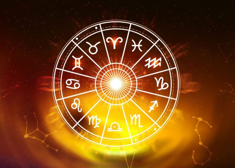 HOROSCOP // Început de săptămână cu vești bune pentru unii nativi, tensiuni și provocări pentru alții