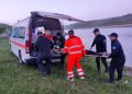 FOTO // A căzut de pe o stâncă și a rămas blocată la 30 de metri adâncime. O femeie, salvată dintr-o prăpastie la Țîpova