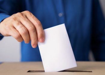 Alegeri locale și referendumuri în 12 localități: Cum s-a votat până la ora 15.00