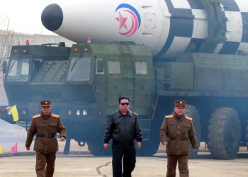 Coreea de Nord va lansa automat un atac nuclear în cazul în care Kim Jong Un va fi ucis