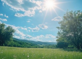 METEO // Temperaturi ridicate și cer senin. Câte grade vor fi astăzi