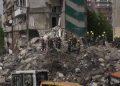 Rusia a ucis cel puțin 10 oameni în Kiev, într-unul din cele mai cumplite atacuri ruse. Bloc de locuințe dărâmat cu rachete