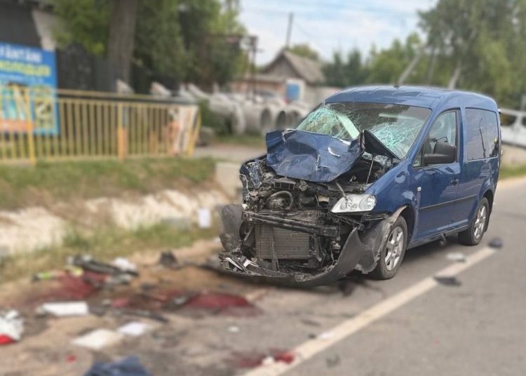 Grav accident în raionul Sîngerei. Doi polițiști de patrulare, transportați în stare gravă la spital