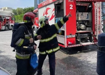 Ștefan Vodă: Un pacient a ieșit pe balconul spitalului raional și s-a urcat pe un cablu amplasat între etajele trei și patru