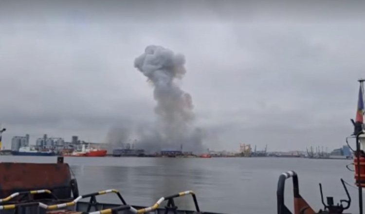 VIDEO // O dronă marină a explodat în Portul Constanța. A fost activat planul Roșu de Intervenție