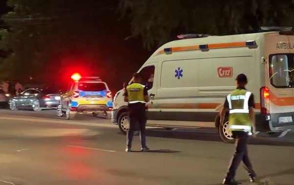 Copil de 5 ani, lovit de o mașină la Bălți. Traversa strada neregulamentar