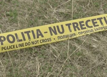 Un tânăr de 23 de ani, găsit împușcat într-o mașină în raionul Ialoveni