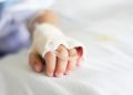 Băiatul de 7 ani electrocutat la Bălți este în stare gravă, dar stabilă