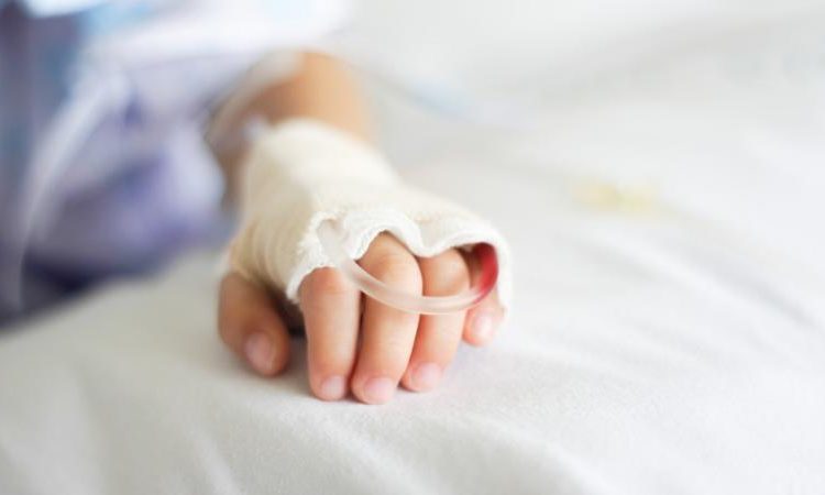 Băiatul de 7 ani electrocutat la Bălți este în stare gravă, dar stabilă