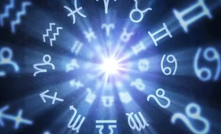 HOROSCOP // Un început de săptămână cu decizii inspirate și schimbări favorabile