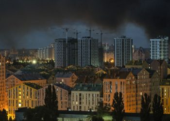 Explozii puternice la Kiev, după un nou atac cu rachete balistice rusești